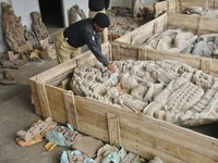 British called upon to stem illicit trade of artefacts